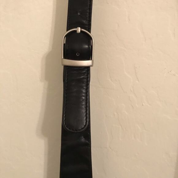 VOI Crossbody Bag Soft Leather - Picture 4 of 11